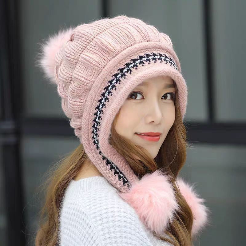 Bonnet Hiver Femme avec Cache-Oreilles & Pompon